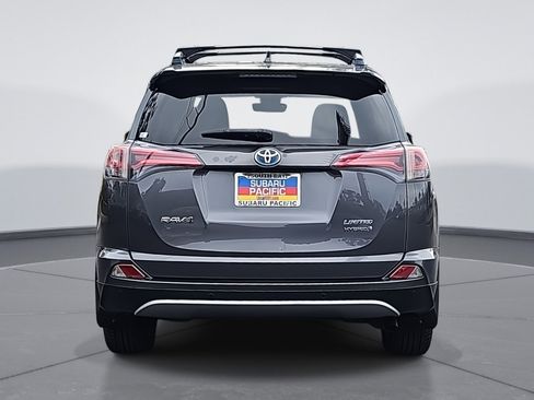 Used 2017 Toyota RAV4 Limited image 4