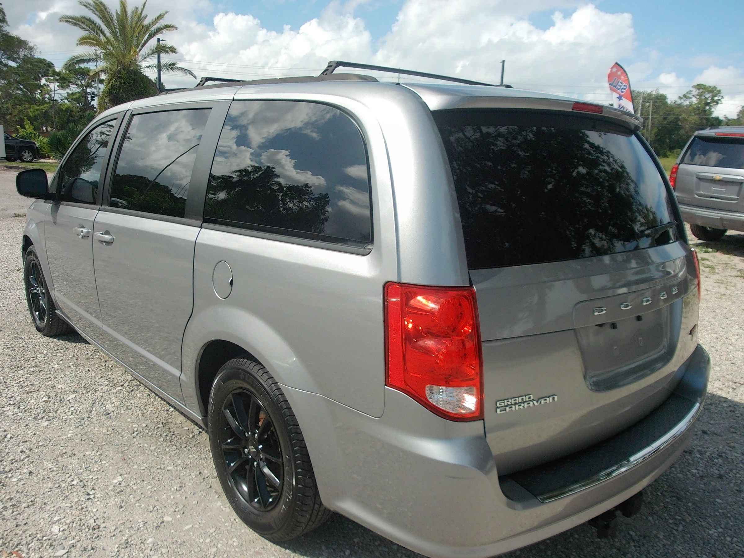Used 2019 Dodge Grand Caravan GT FWD image 7