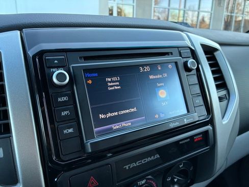 Used 2015 Toyota Tacoma 4x4 Double Cab image 20