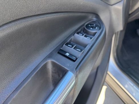 Used 2014 Ford Escape SE image 19