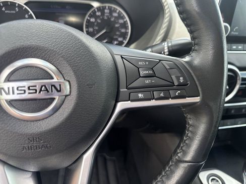 Used 2022 Nissan Sentra SV FWD image 25