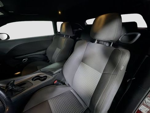 Used 2023 Dodge Challenger GT RWD image 13