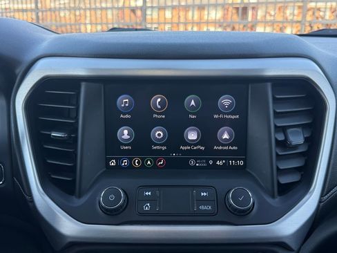 Used 2022 GMC Acadia SLT image 23