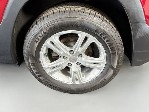 Used 2020 GMC Terrain SLE w/ Driver Convenience Package FWD image 37