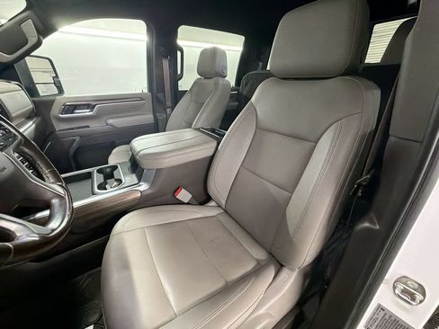 Used 2024 Chevrolet Silverado 2500 LT w/ Convenience Package AWD/4WD image 19