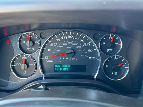 New 2025 GMC Savana 2500 w/ Driver Convenience Package RWD image 35