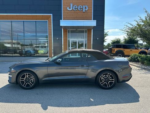 Used 2020 Ford Mustang Premium RWD image 10