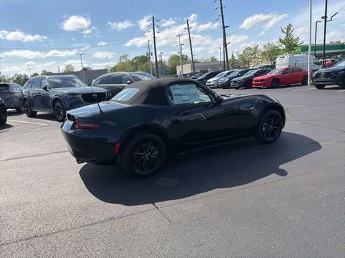 New 2026 MAZDA MX-5 Miata Sport RWD image 7