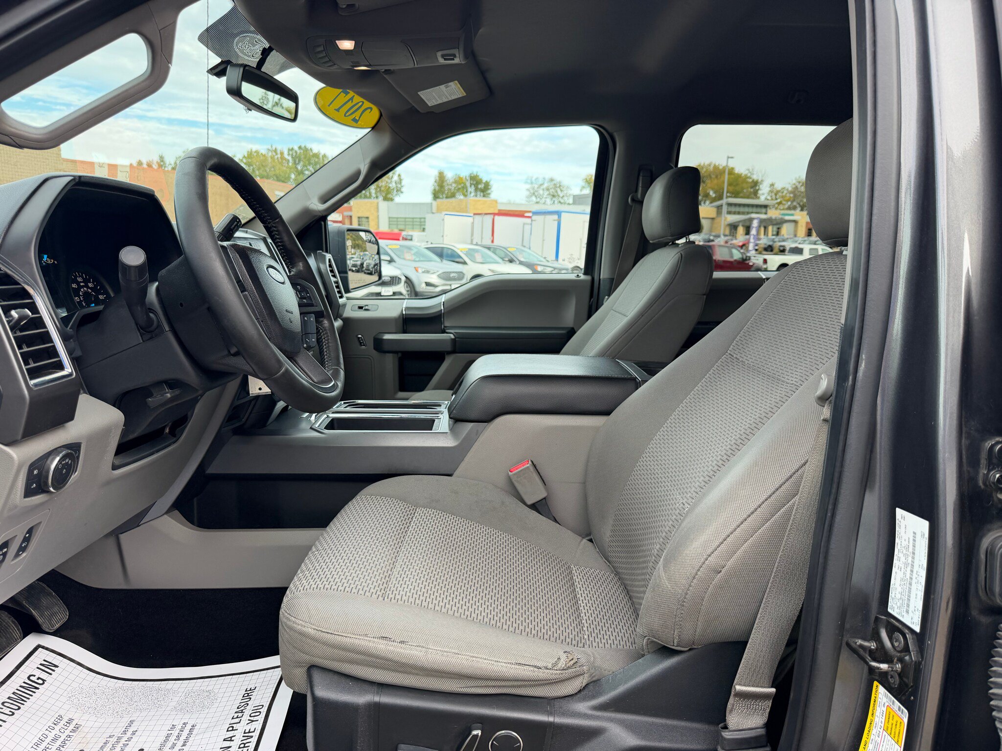 Used 2017 Ford F150 XLT w/ Equipment Group 302A Luxury AWD/4WD image 7