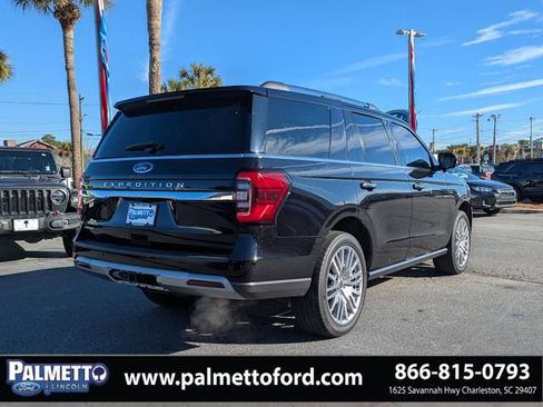 Used 2023 Ford Expedition Limited image 4