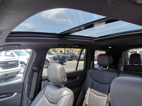 Certified 2024 Cadillac XT6 Premium Luxury FWD image 21