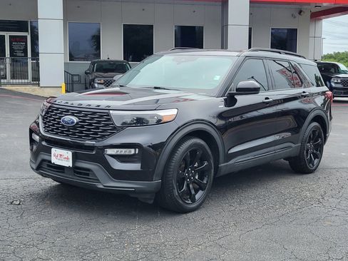 Used 2024 Ford Explorer ST-Line w/ Class IV Trailer Tow Package RWD image 8