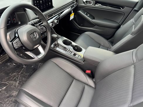 Used 2026 Honda Civic Sport Touring image 4