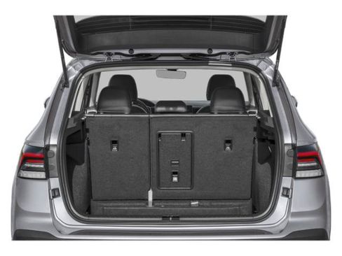 New 2026 Volkswagen Taos SE FWD image 8