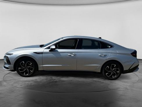 Used 2025 Hyundai Sonata SEL FWD image 5