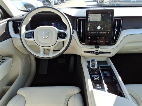 New 2026 Volvo XC60 B5 Ultra w/ Protection Package Premier image 10
