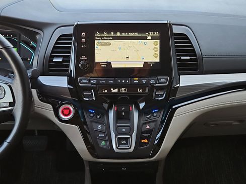 Used 2024 Honda Odyssey Elite image 15