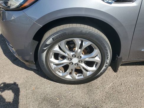 Used 2019 Buick Enclave Avenir image 11