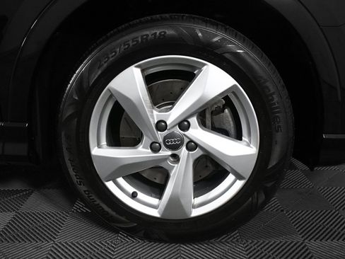 Used 2020 Audi Q3 2.0T Premium w/ Convenience Package image 36