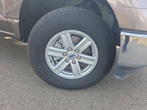 Used 2022 Ford F150 XLT image 12