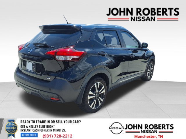 Used 2019 Nissan Kicks SR w/ SR Premium Package FWD image 16