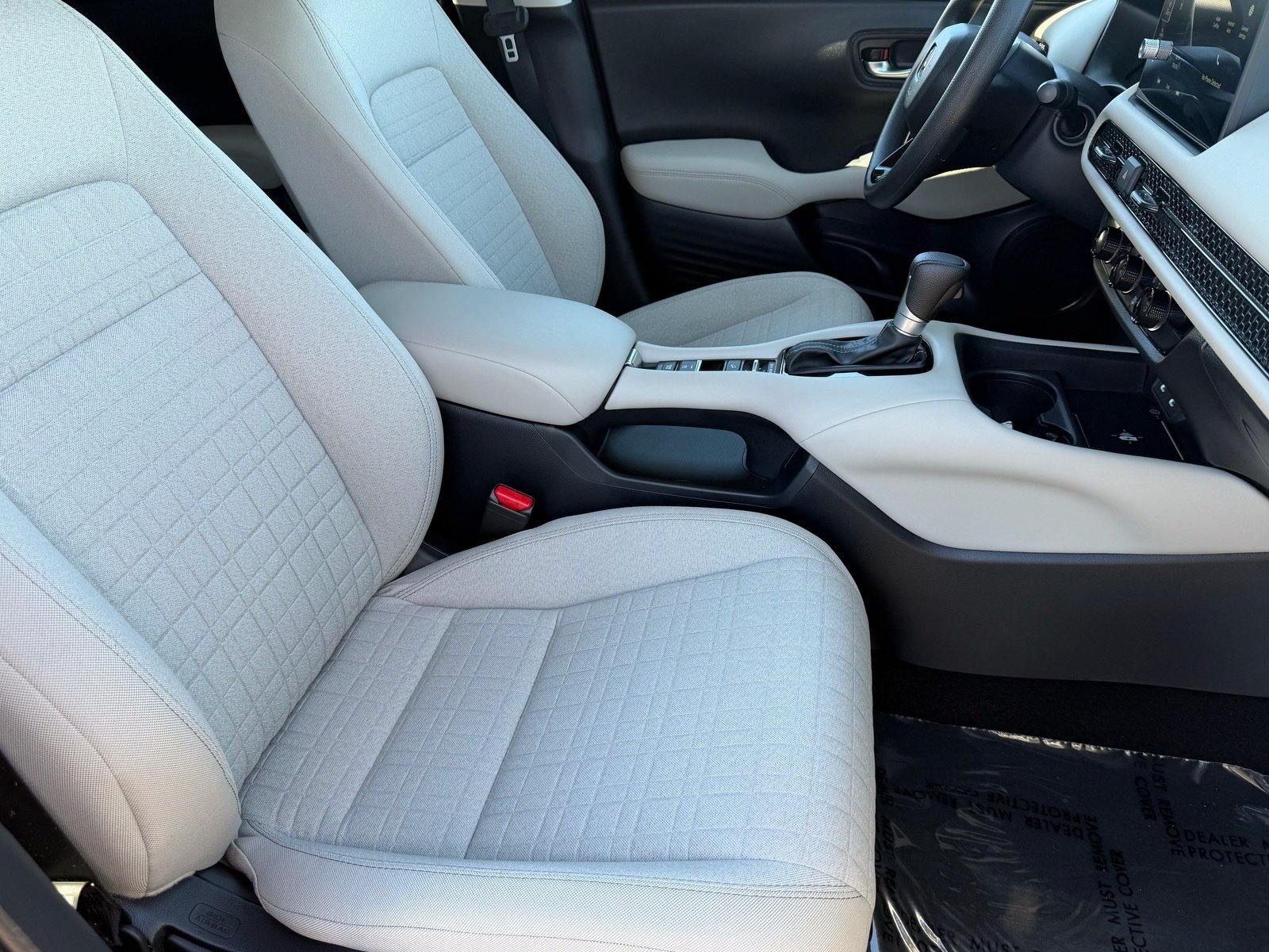 Certified 2027 Honda HR-V LX image 11
