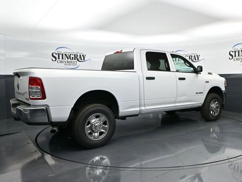 Used 2022 RAM 2500 Tradesman w/ Chrome Appearance Group image 7