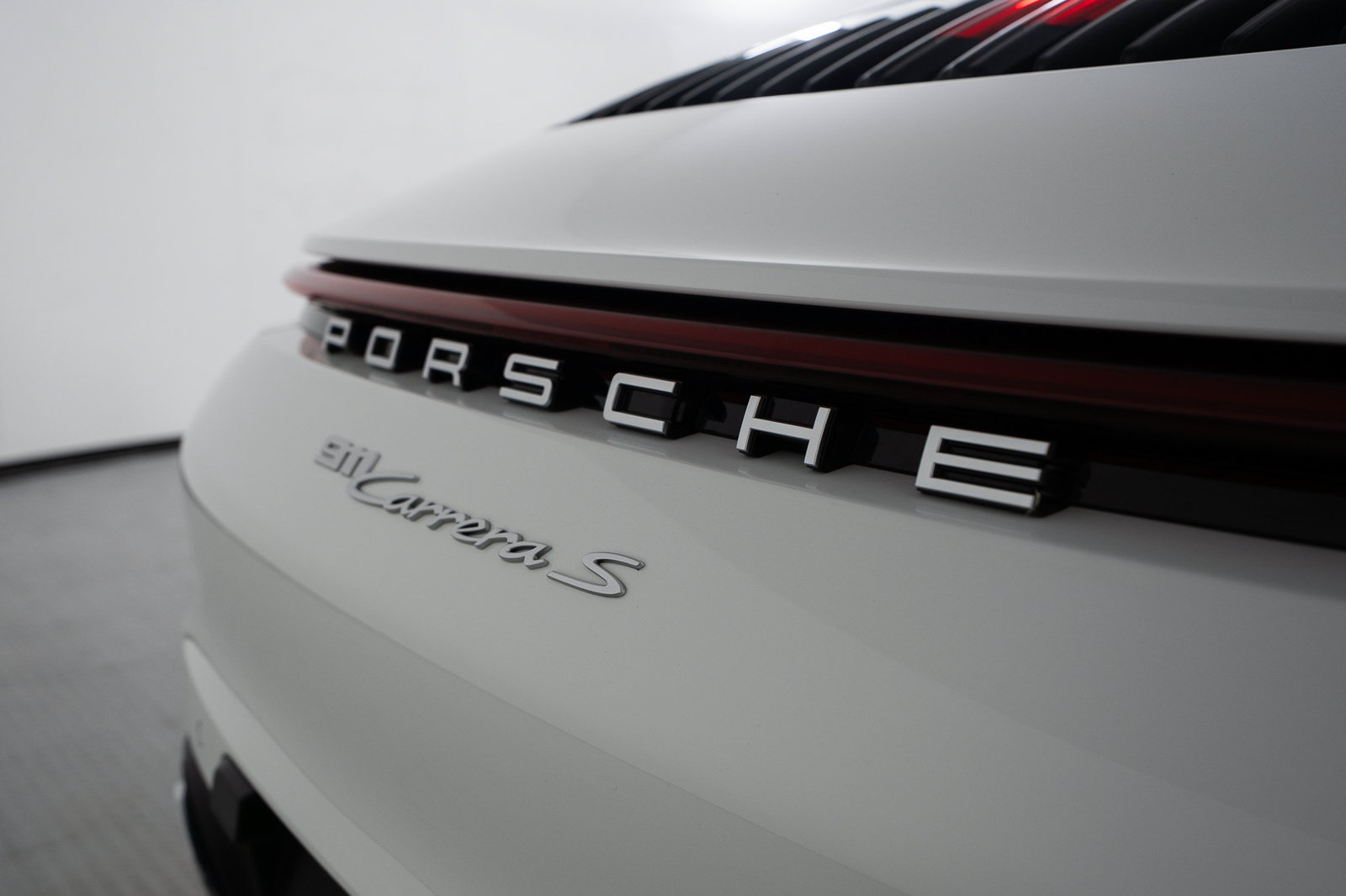 Used 2023 Porsche 911 Carrera S w/ Sport Package RWD image 39
