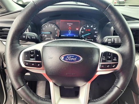 Certified 2023 Ford Explorer XLT w/ Equipment Group 202A image 25