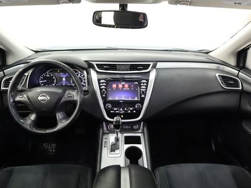 Used 2019 Nissan Murano SV image 16