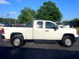 Used 2011 GMC Sierra 2500 W/T image 2