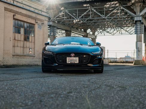 Used 2021 Jaguar F-TYPE R image 20