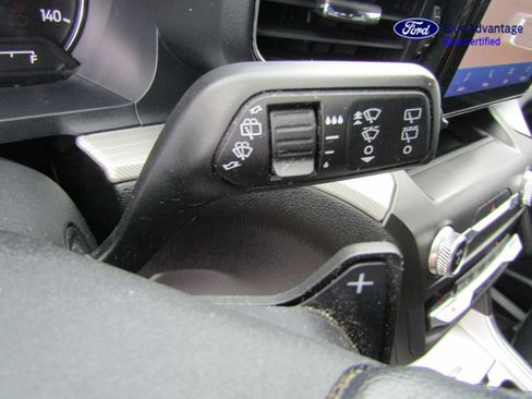 Certified 2020 Ford Explorer XLT w/ Equipment Group 202A AWD/4WD image 34