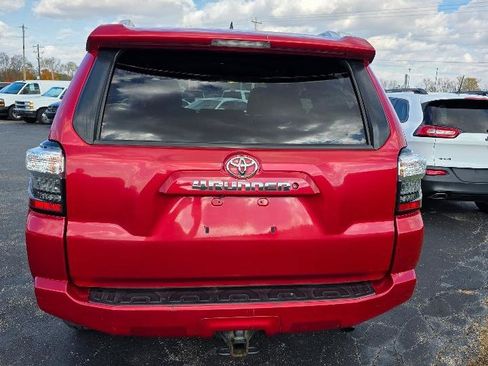 Used 2014 Toyota 4Runner SR5 RWD image 5
