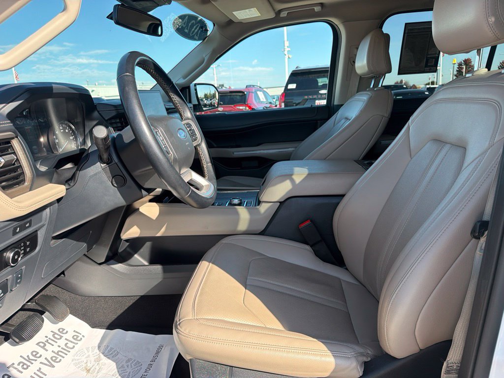 Used 2024 Ford Expedition Max Limited AWD/4WD image 30