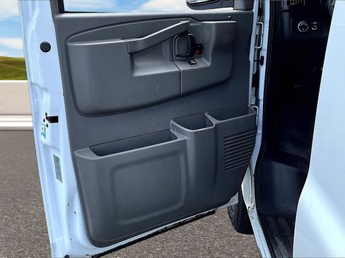 Used 2020 GMC Savana 2500 w/ Driver Convenience Package RWD image 13