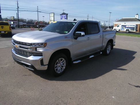Used 2019 Chevrolet Silverado 1500 LT w/ All-Star Edition image 12