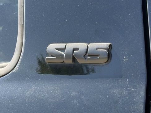 Used 2018 Toyota Tundra SR5 w/ SR5 Upgrade Package RWD image 9