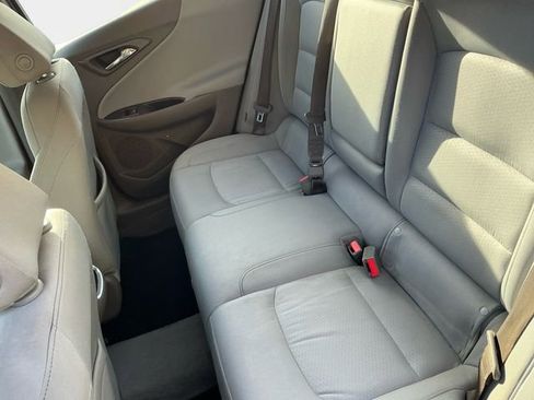 Used 2019 Chevrolet Malibu LT w/ Driver Confidence Package II image 14