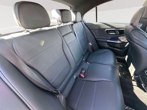 Used 2022 Mercedes-Benz C 300 4MATIC Sedan image 29