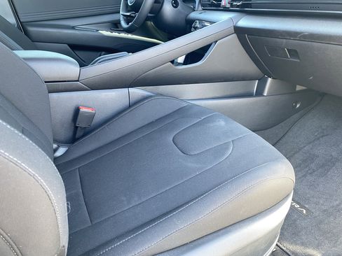 Certified 2026 Hyundai Elantra Sport FWD image 11