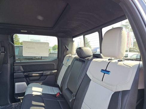 New 2025 Ford F150 Lightning Platinum image 4
