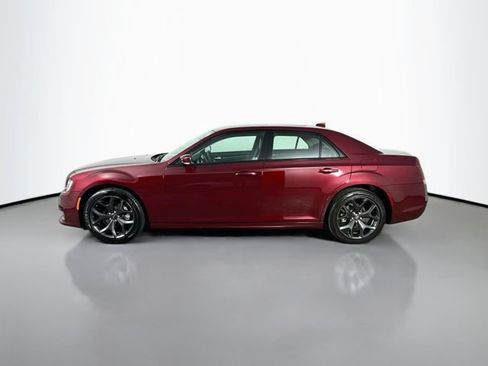 Used 2023 Chrysler 300 Touring L w/ Popular Equipment Group RWD image 11