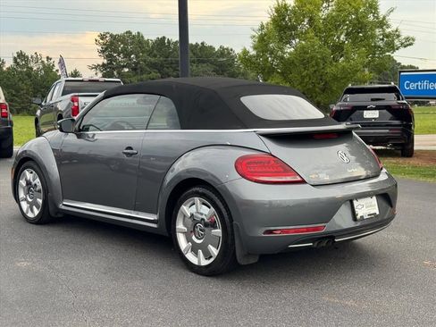 Used 2019 Volkswagen Beetle 2.0T SE FWD image 5