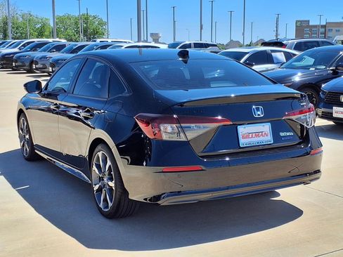 Used 2026 Honda Civic Sport Touring image 2