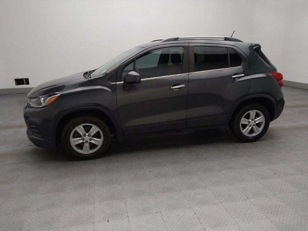 Used 2018 Chevrolet Trax LT w/ LT Convenience Package FWD image 2