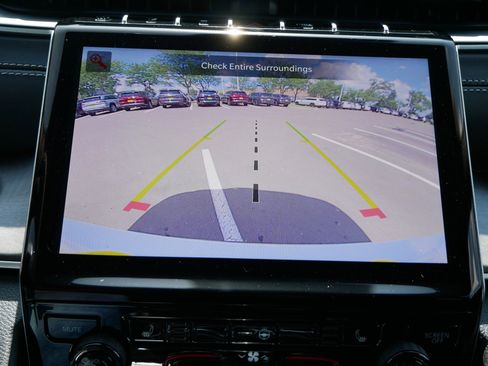 New 2025 Jeep Grand Cherokee L Limited w/ Black Appearance Package image 17