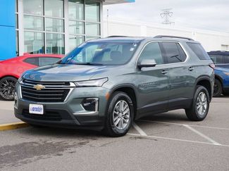Used 2023 Chevrolet Traverse LT w/ Rear Camera Mirror Package AWD/4WD video 2