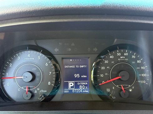 Used 2015 Toyota Sienna LE FWD image 15