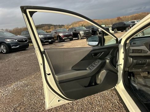 Used 2024 Subaru Crosstrek 2.0i Premium image 26